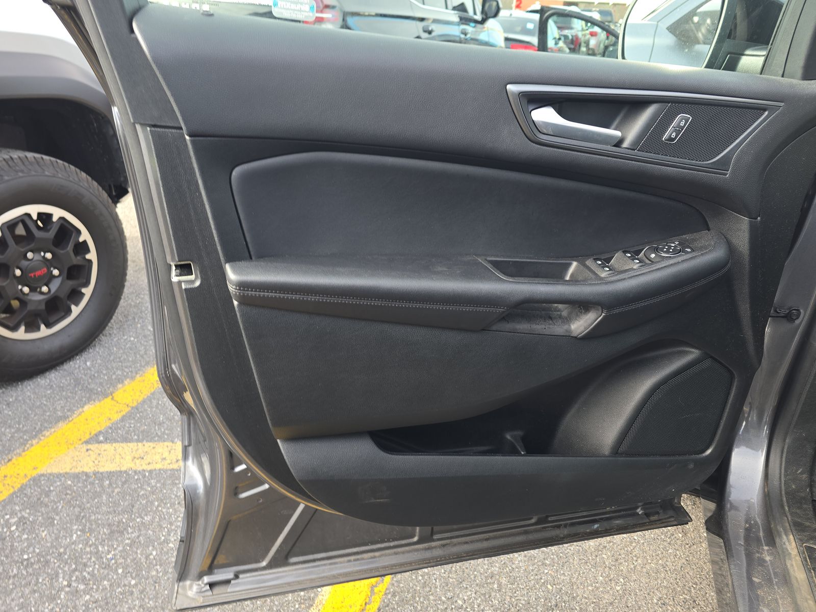 2022 Ford Edge SE AWD