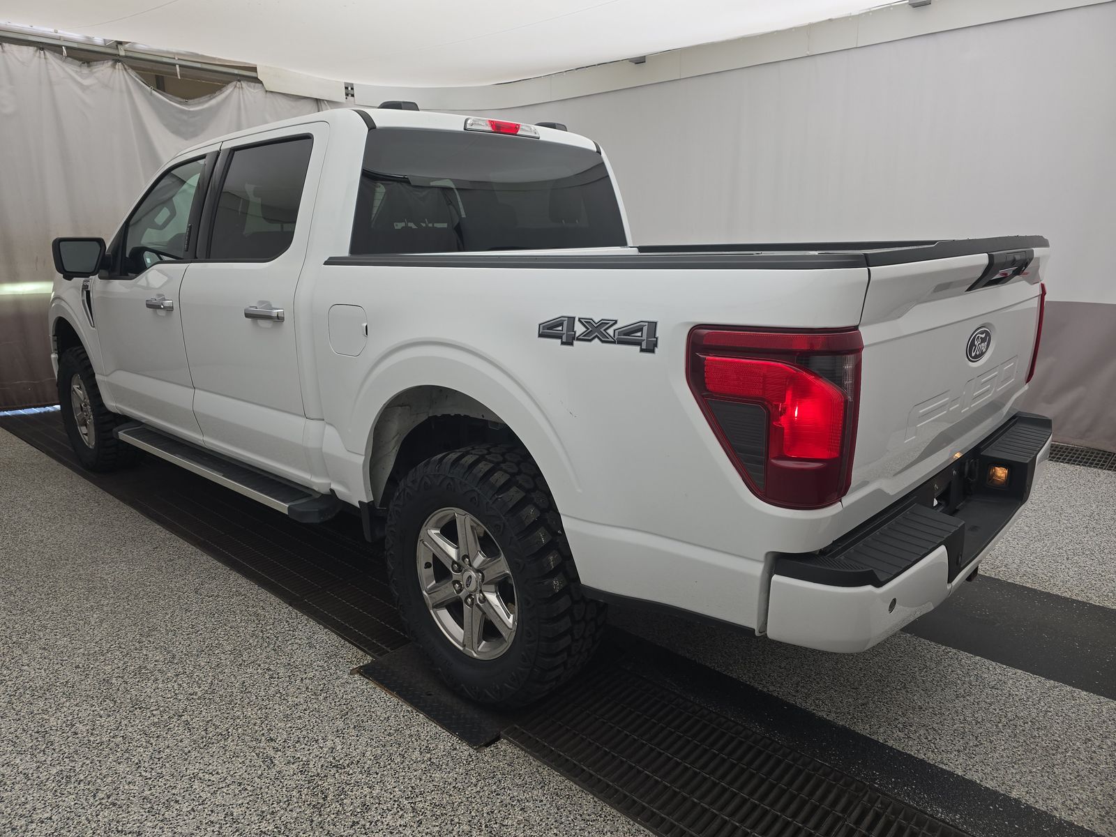 2024 Ford F-150 XLT AWD
