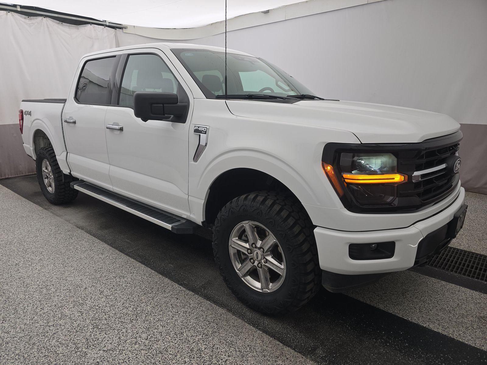 2024 Ford F-150 XLT AWD