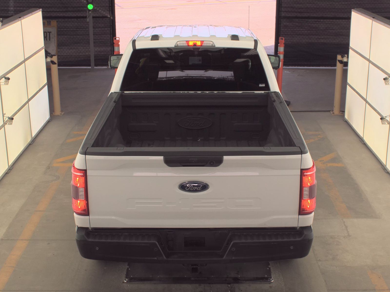 2022 Ford F-150 XL AWD