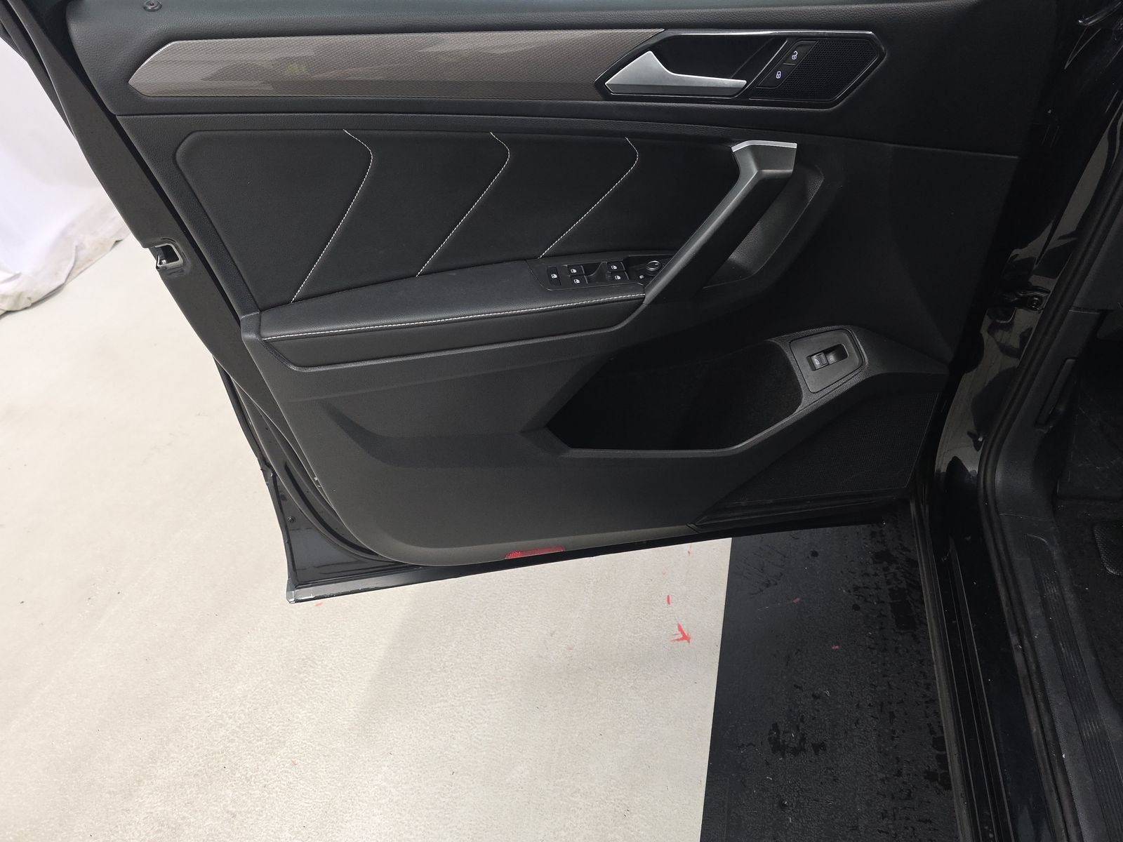 2024 Volkswagen Tiguan 2.0T SE AWD