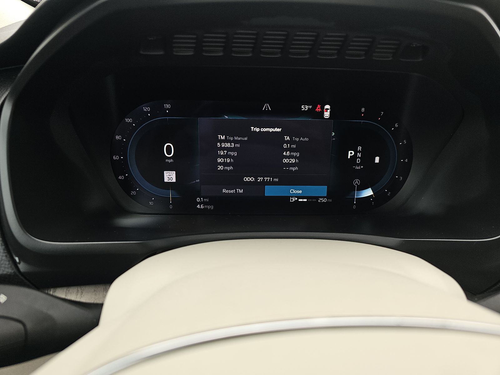 2024 Volvo XC90 B5 Plus AWD