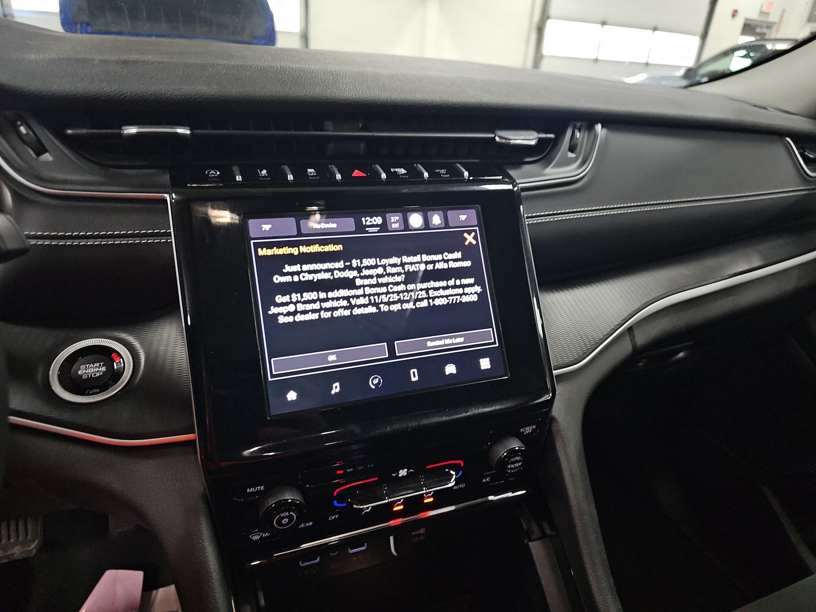 2023 Jeep Grand Cherokee Laredo X AWD