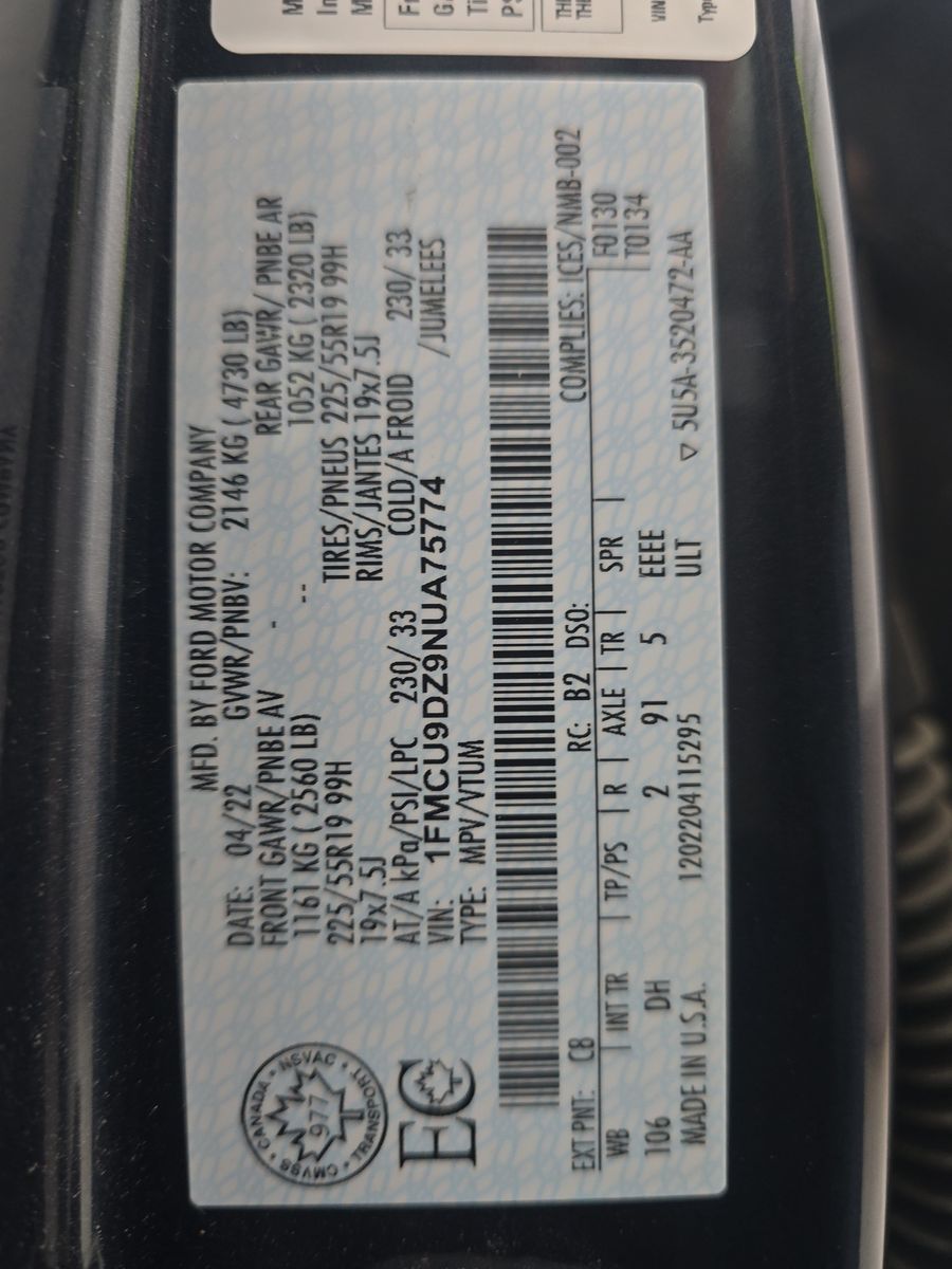 2022 Ford Escape Hybrid Titanium AWD