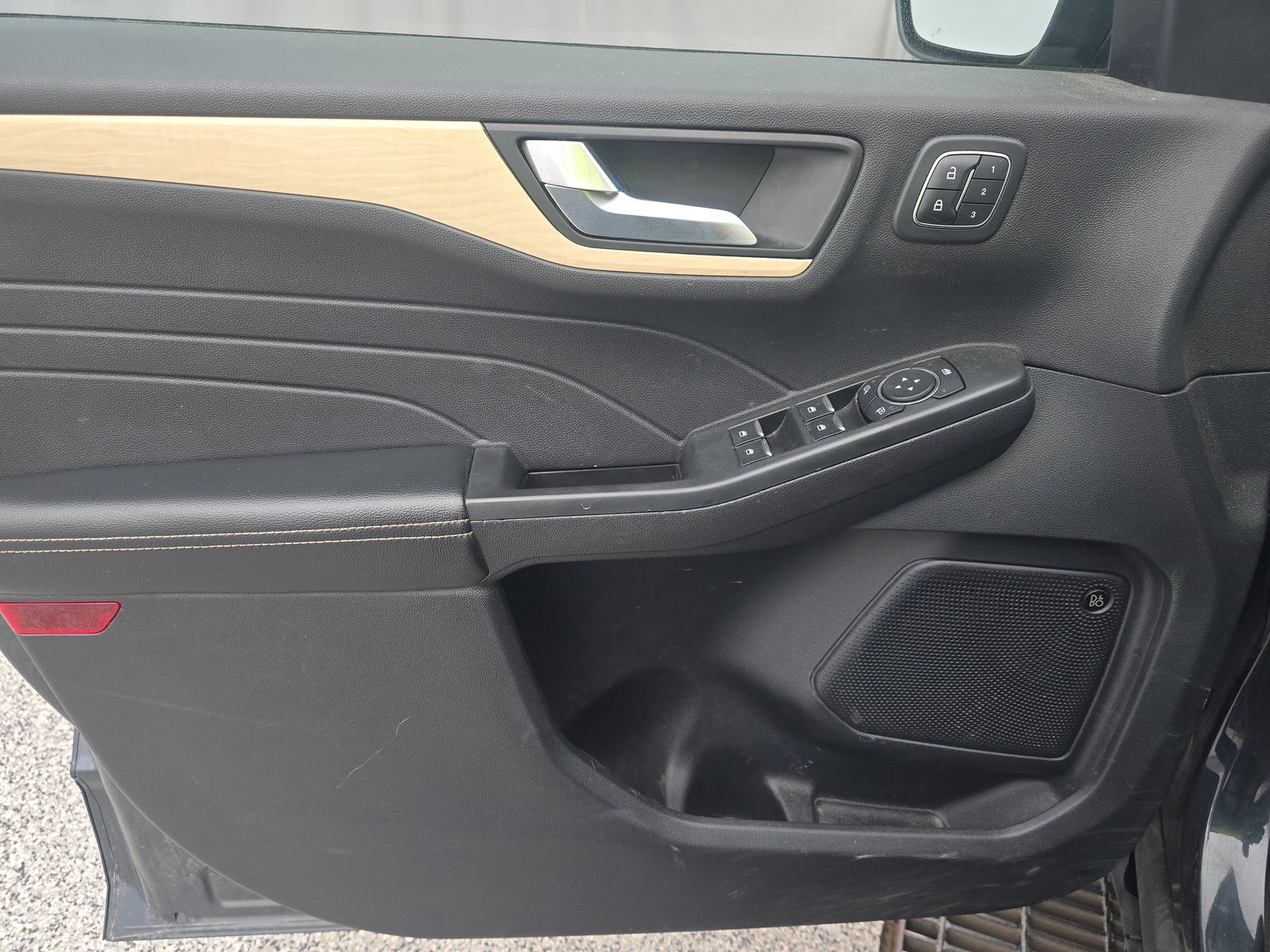 2022 Ford Escape Hybrid Titanium AWD