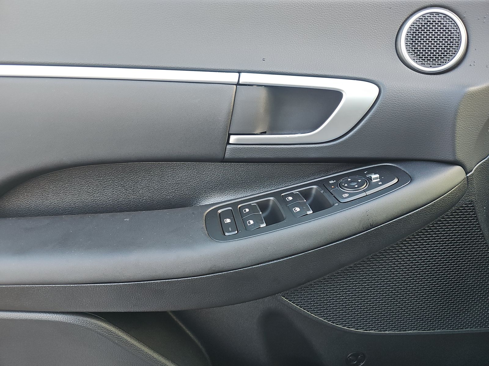 2025 Hyundai Sonata Hybrid SEL FWD