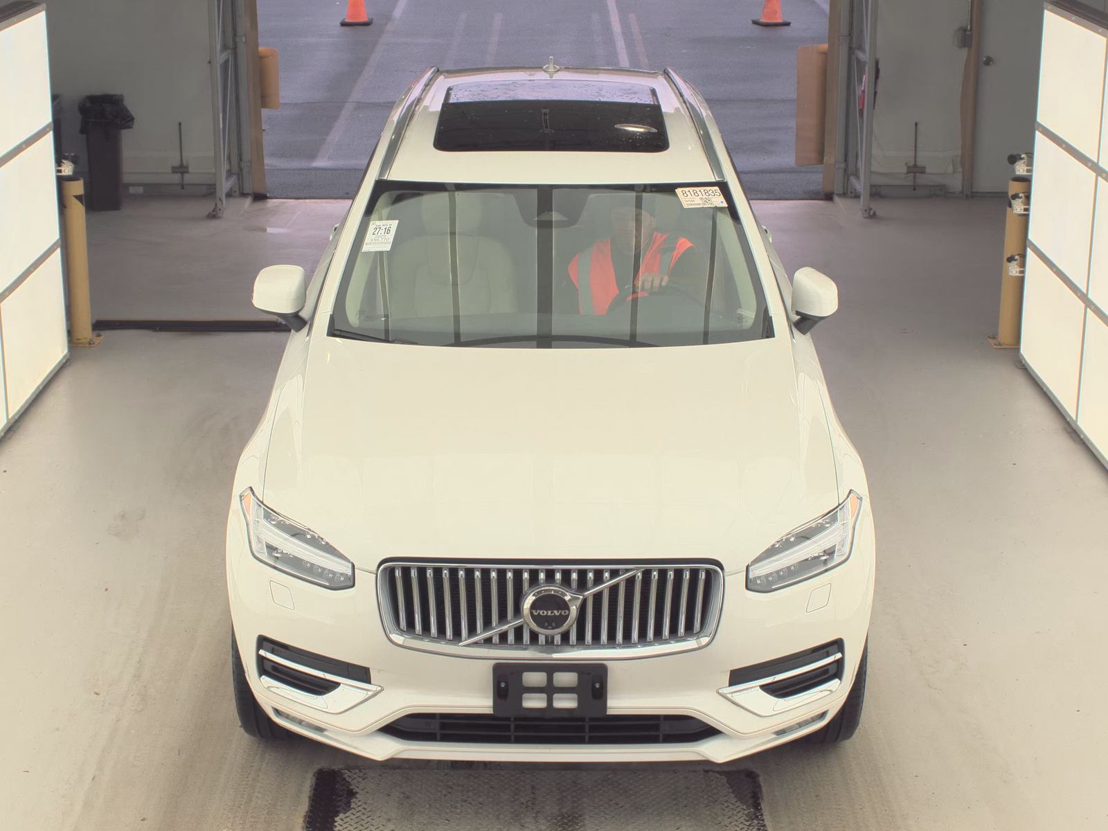 2025 Volvo XC90 B5 Plus AWD