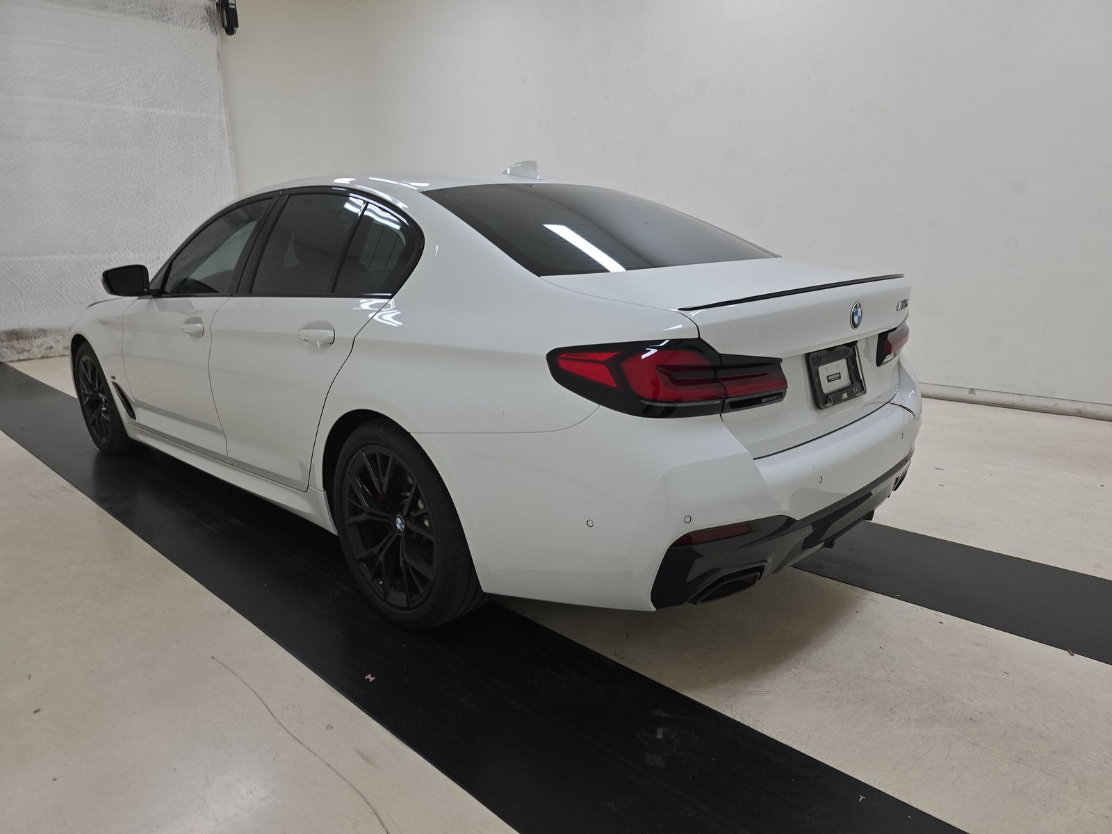 2023 BMW 5 Series 530i RWD