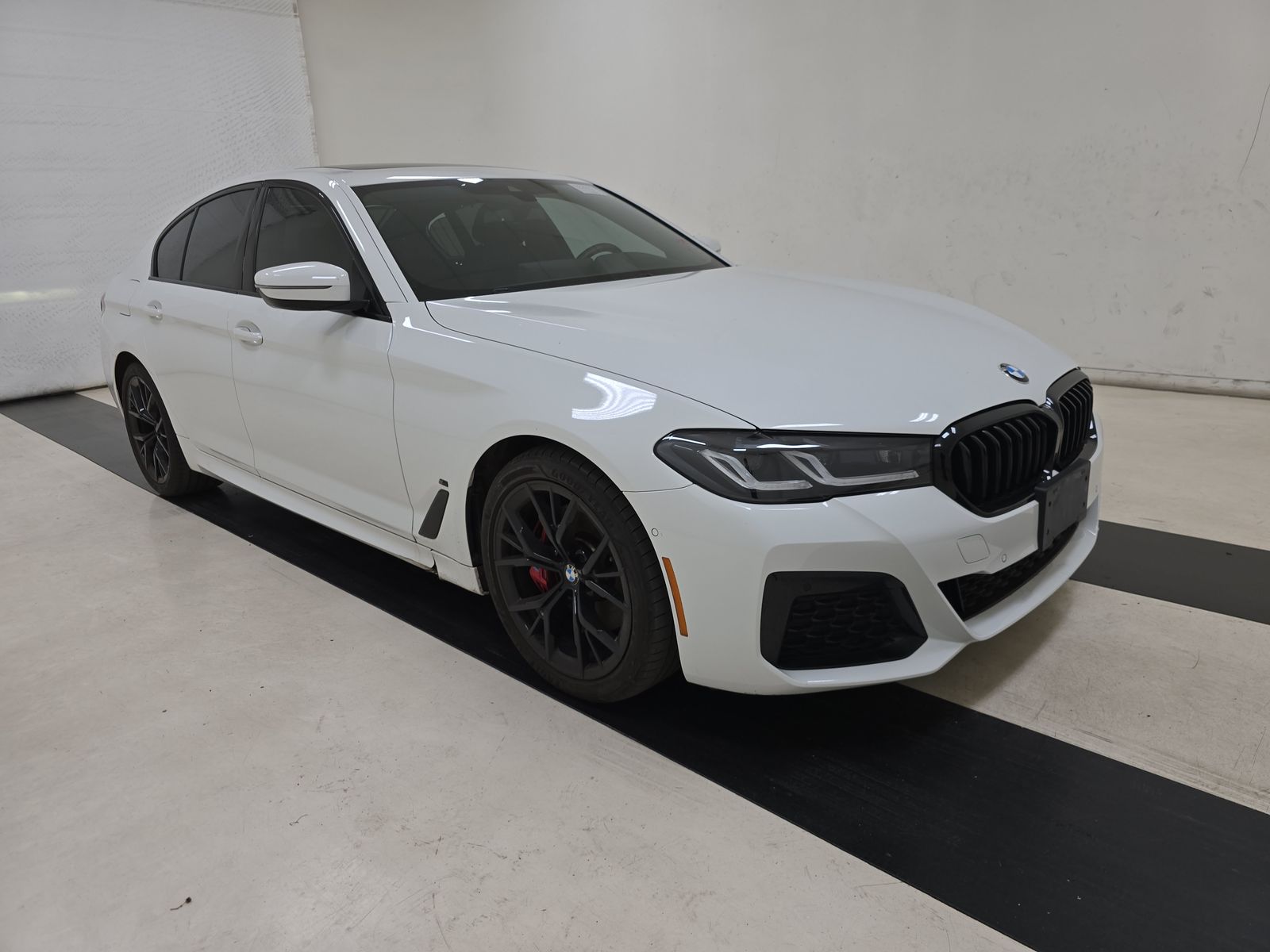 2023 BMW 5 Series 530i RWD