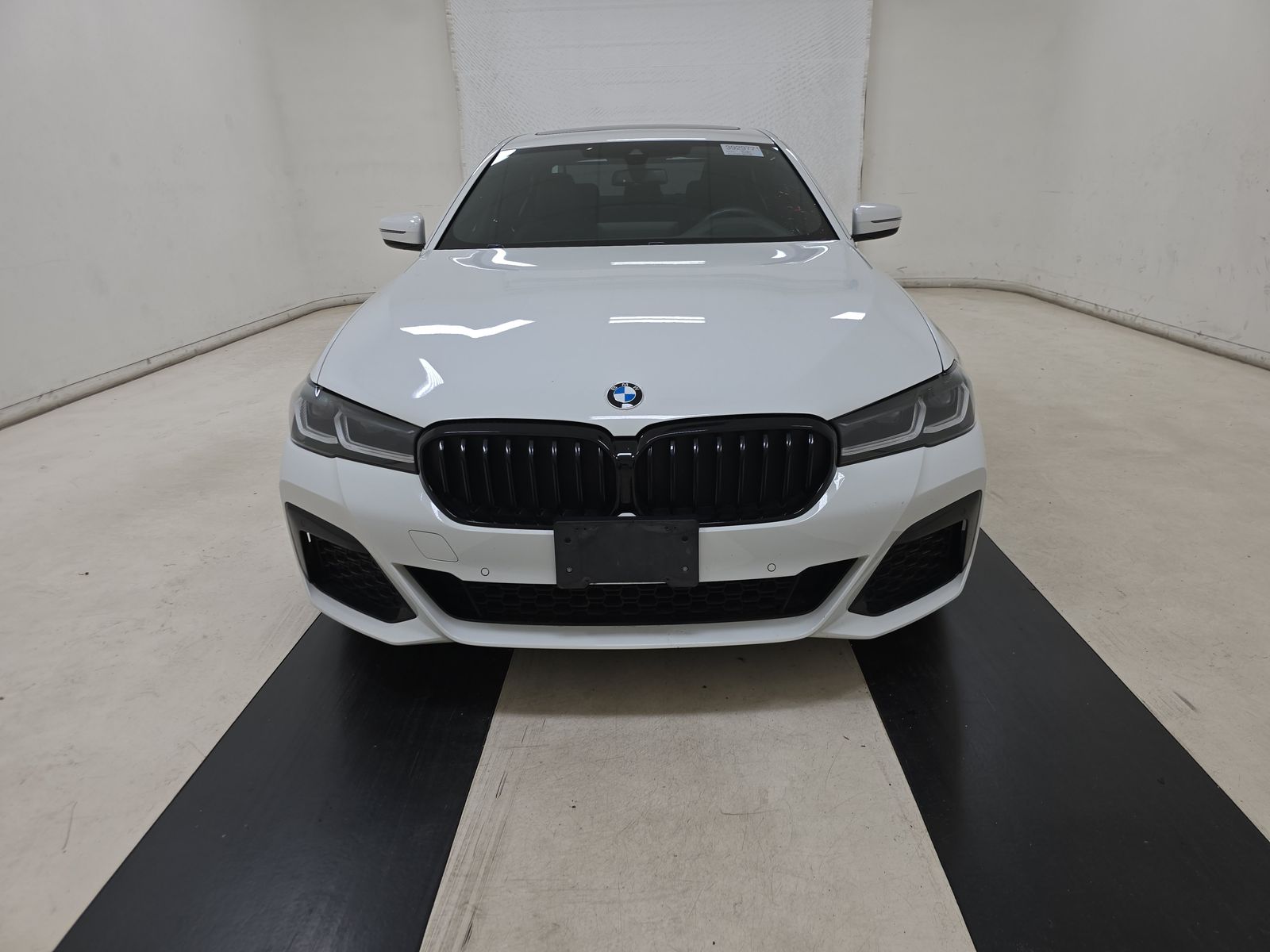 2023 BMW 5 Series 530i RWD