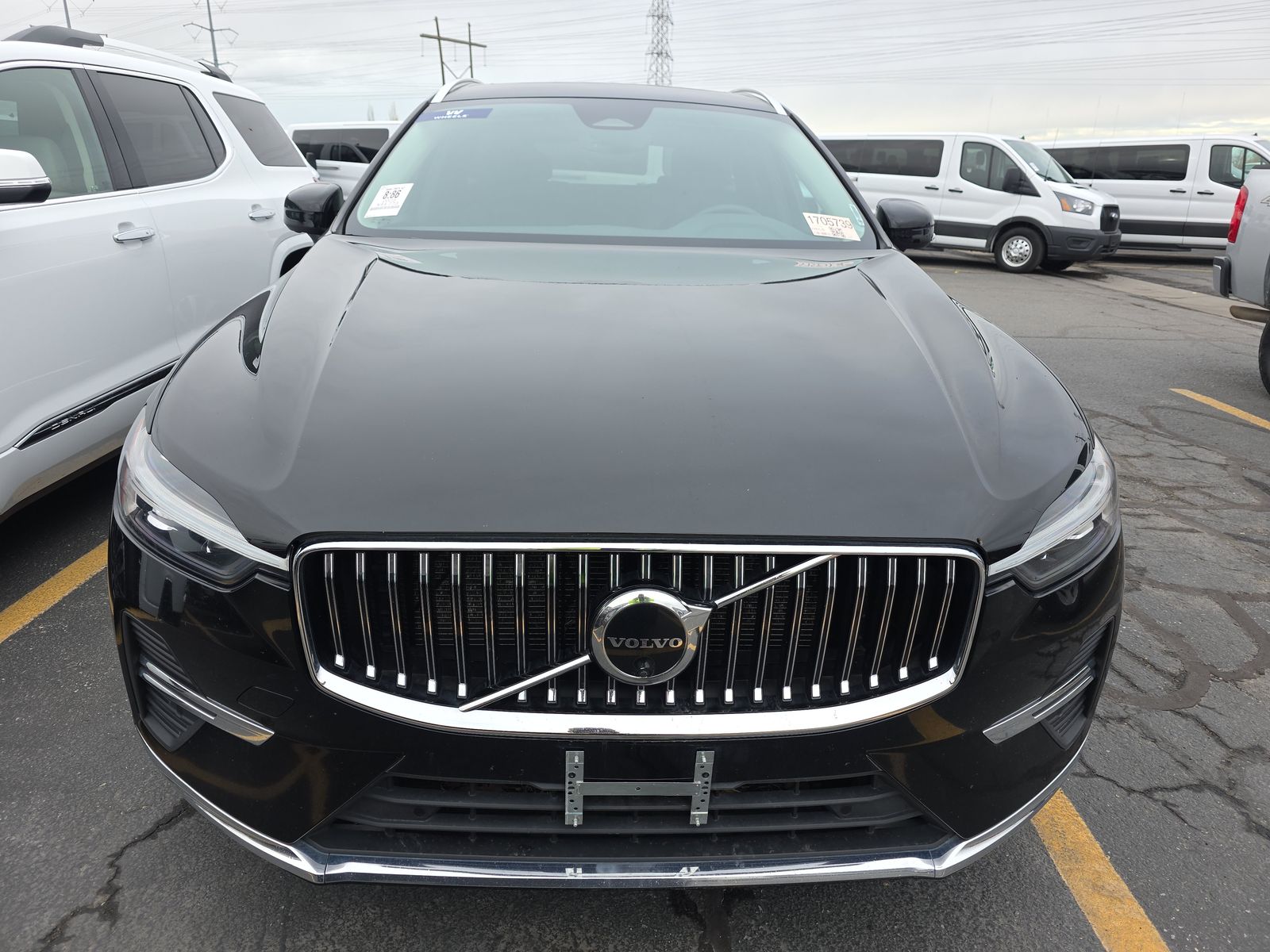 2023 Volvo XC60 B5 Plus AWD