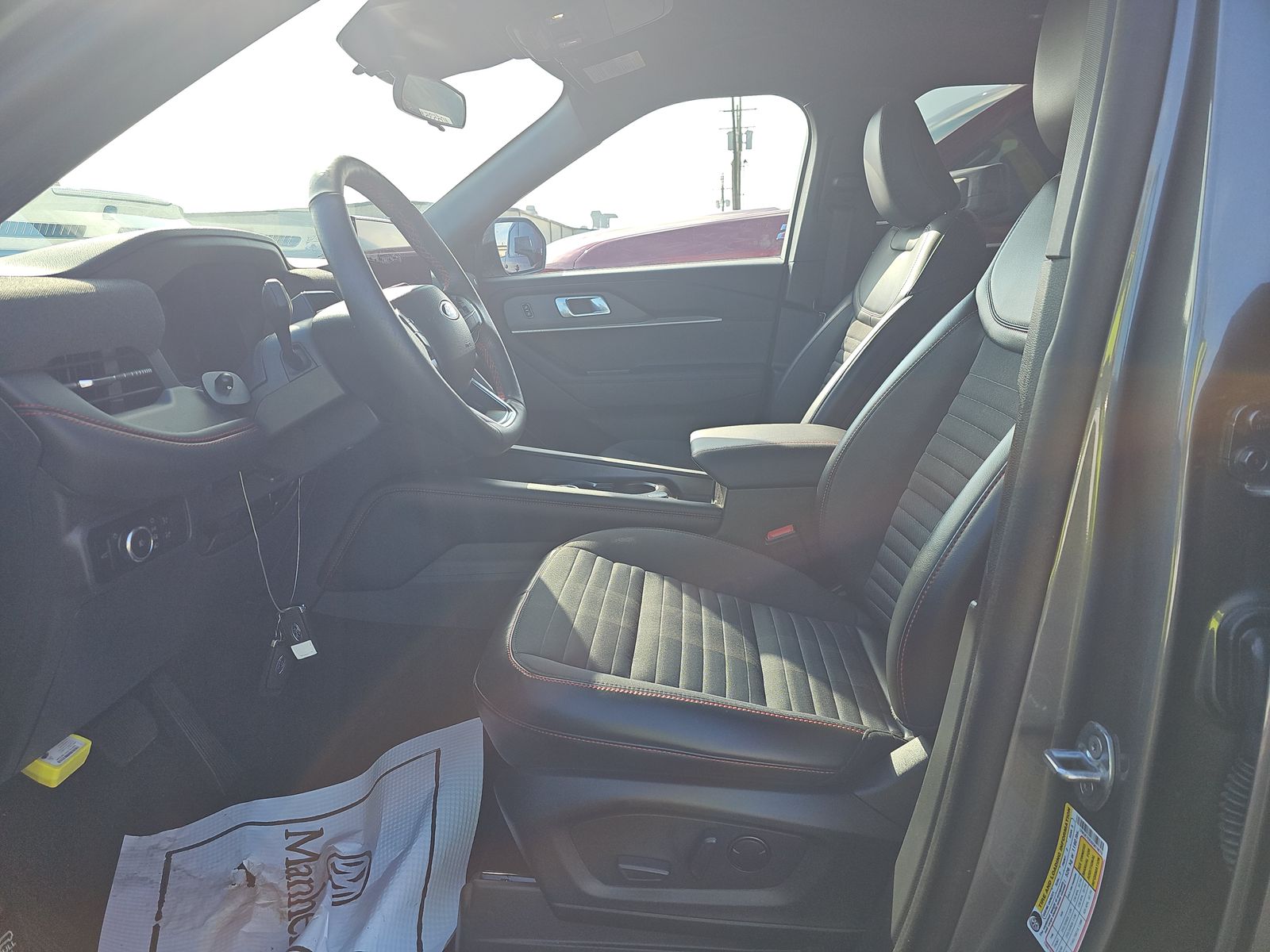 2025 Ford Explorer ST-Line RWD