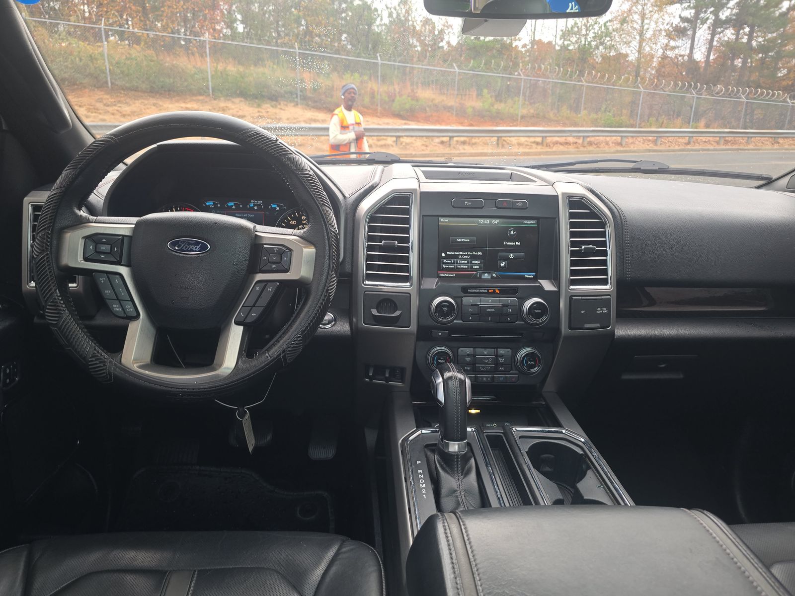 2015 Ford F-150 Platinum RWD