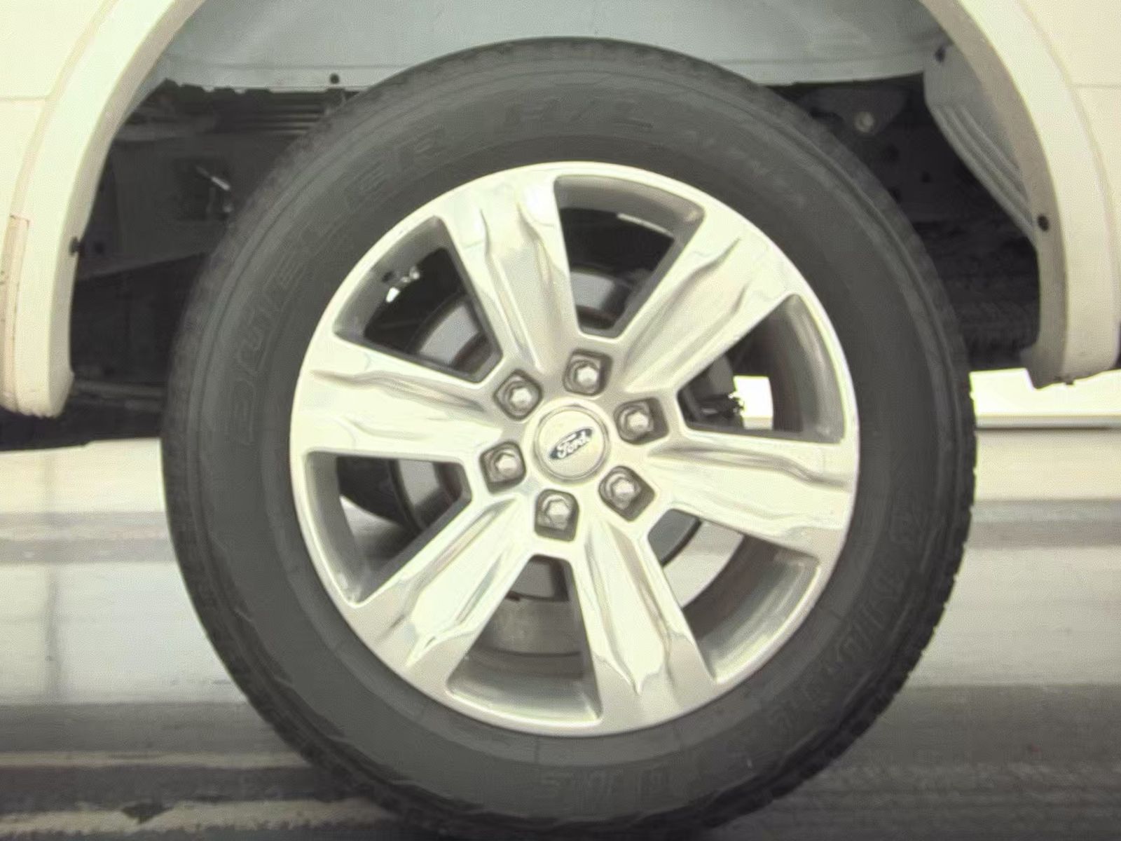 2015 Ford F-150 Platinum RWD