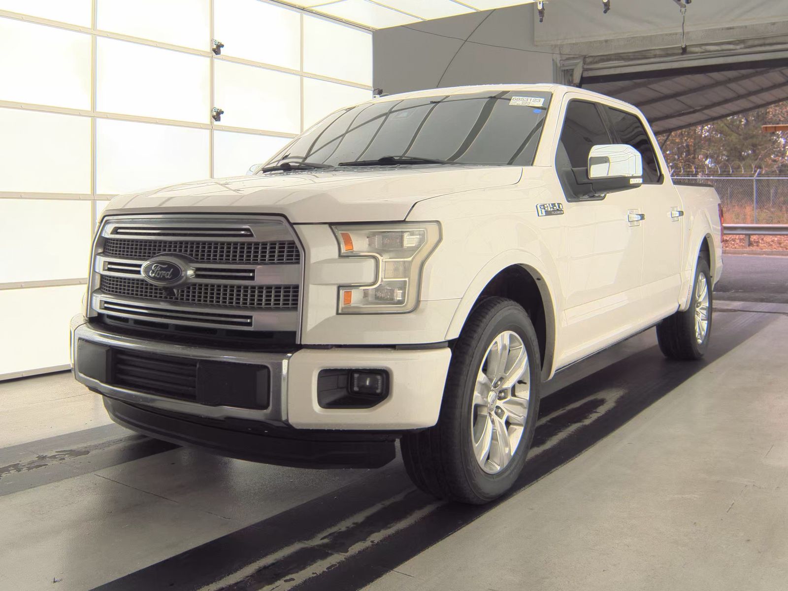 2015 Ford F-150 Platinum RWD