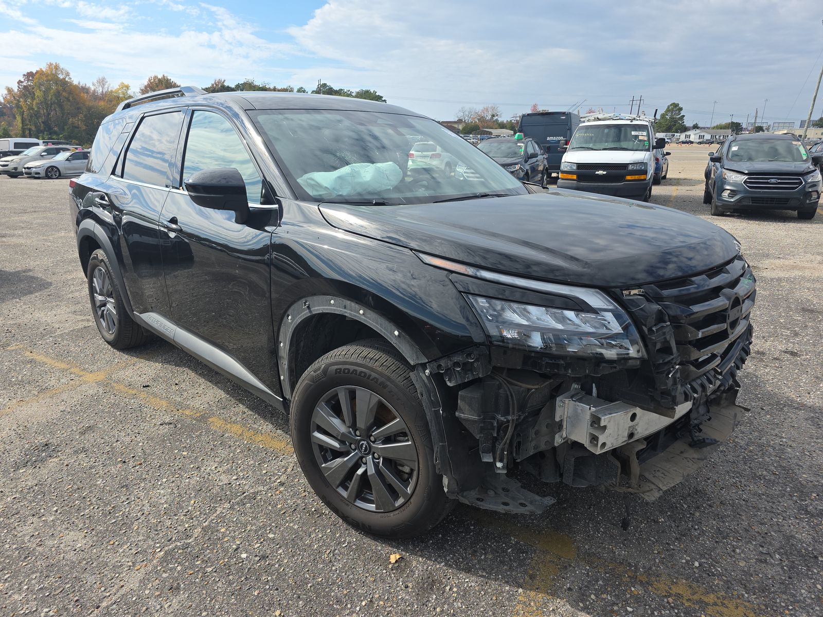 2024 Nissan Pathfinder SV AWD