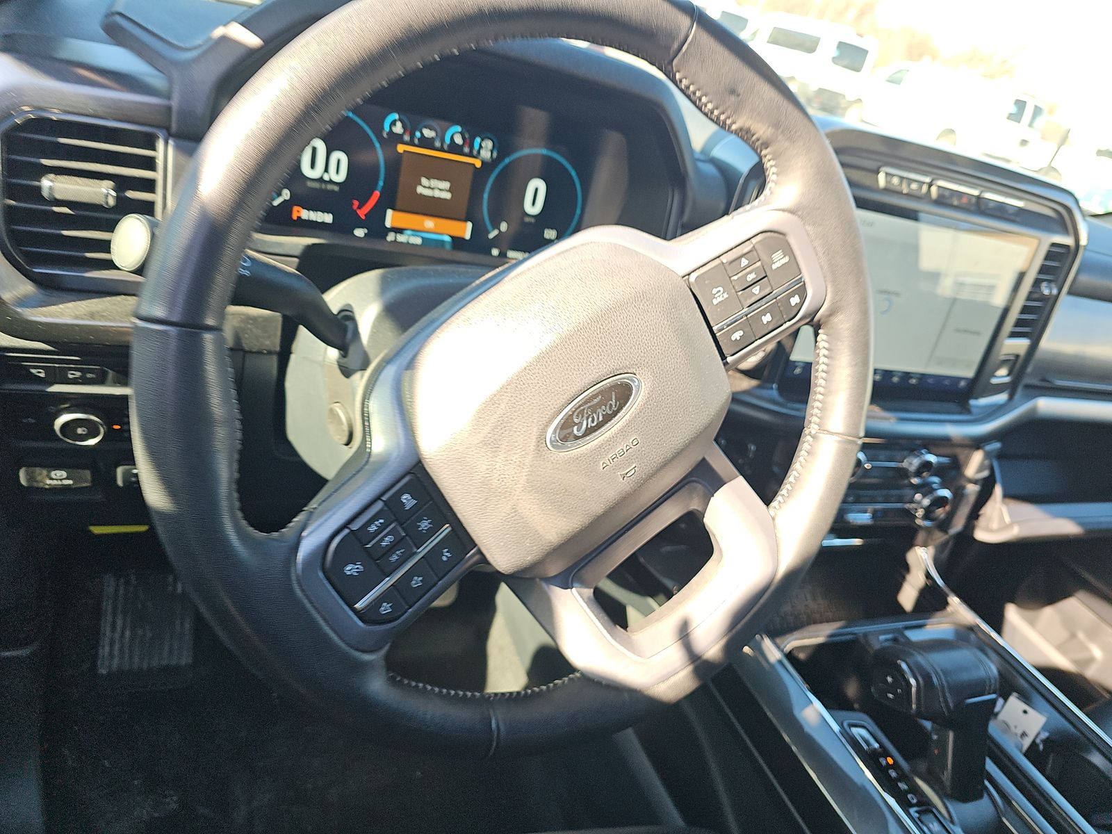 2023 Ford F-150 Lariat AWD