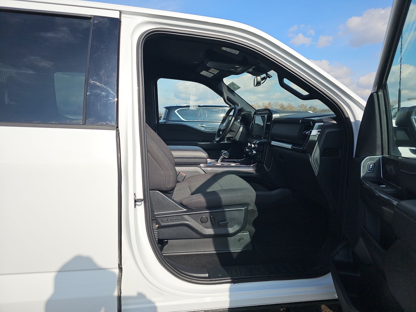 2023 Ford F-150 Hybrid XLT AWD