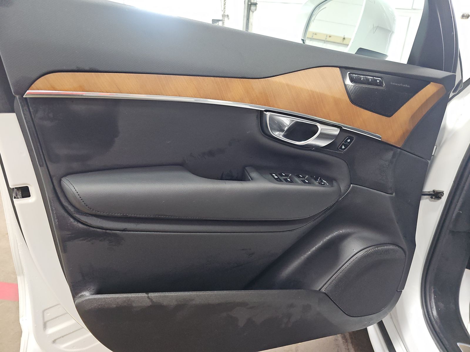 2023 Volvo XC90 Recharge T8 Plus AWD