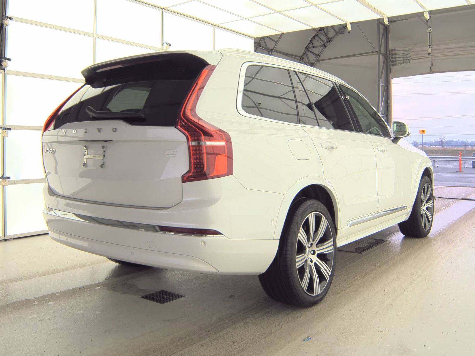 2023 Volvo XC90 Recharge T8 Plus AWD