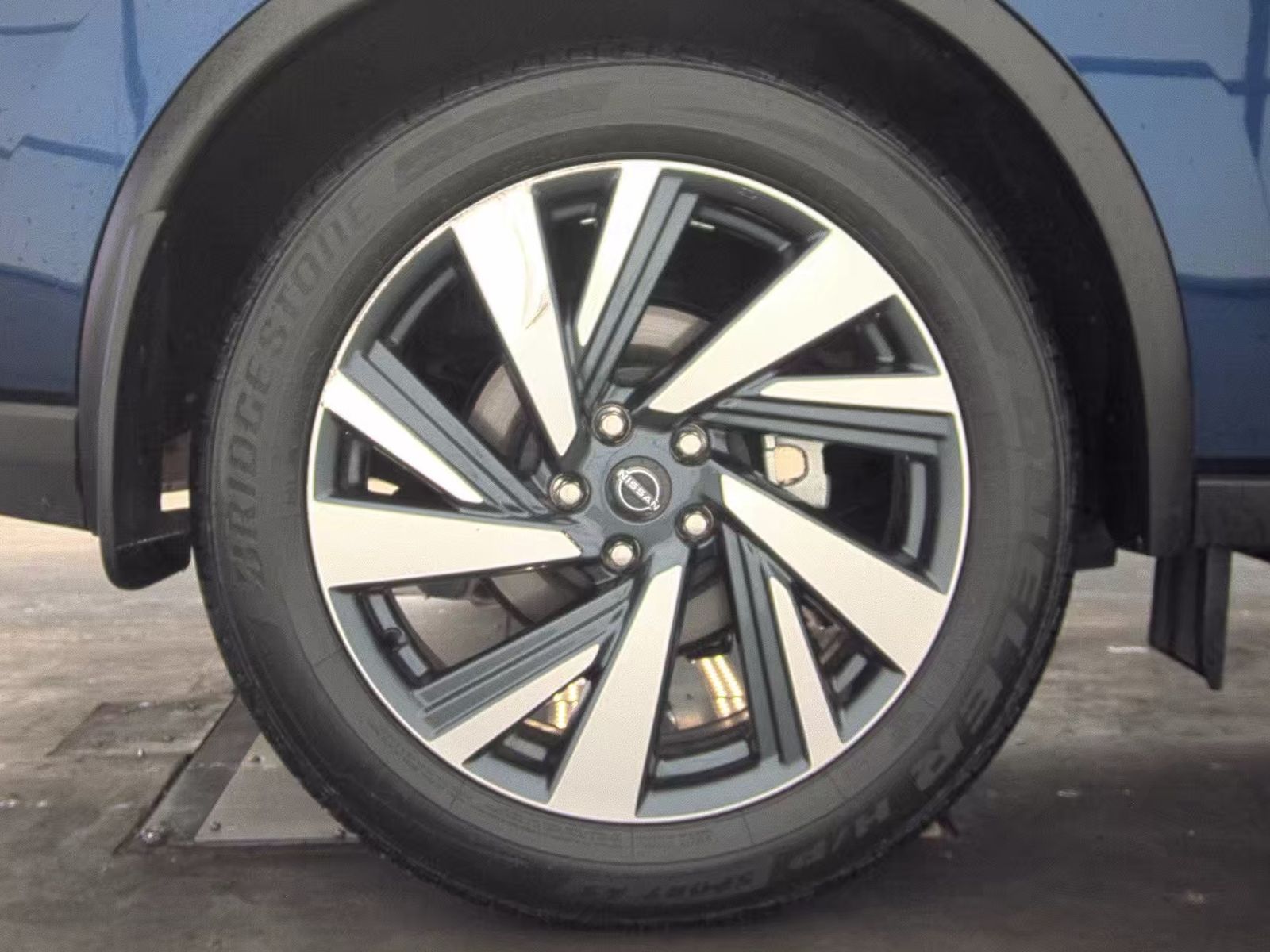 2024 Nissan Murano SL FWD