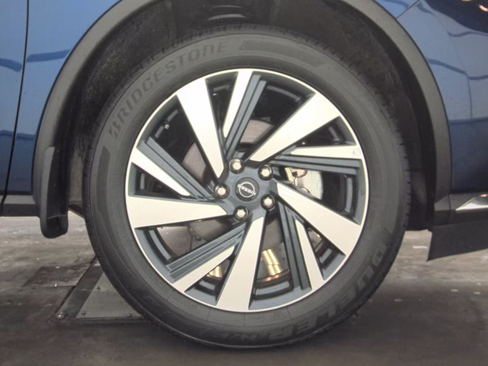 2024 Nissan Murano SL FWD