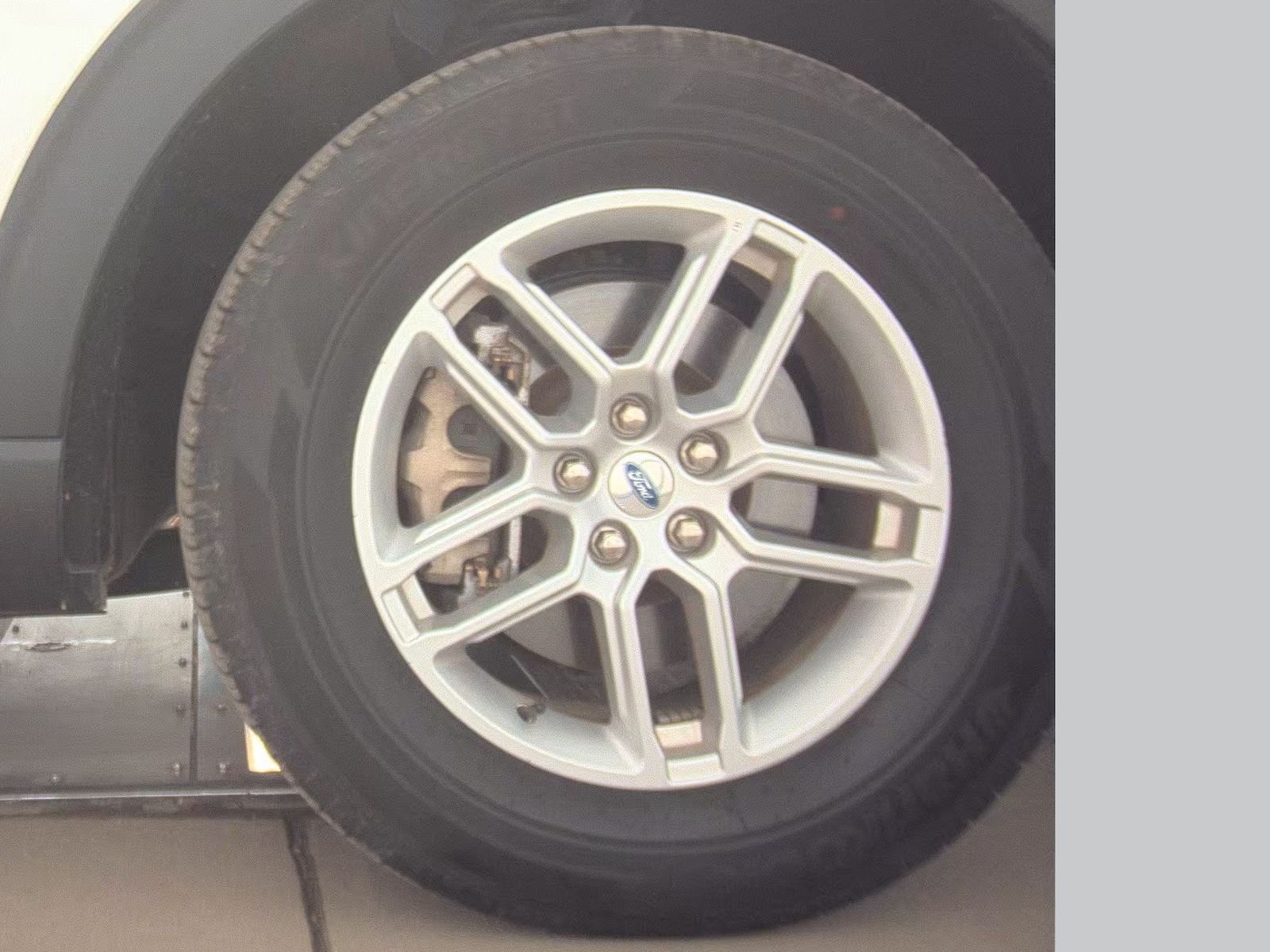 2025 Ford Explorer Active RWD