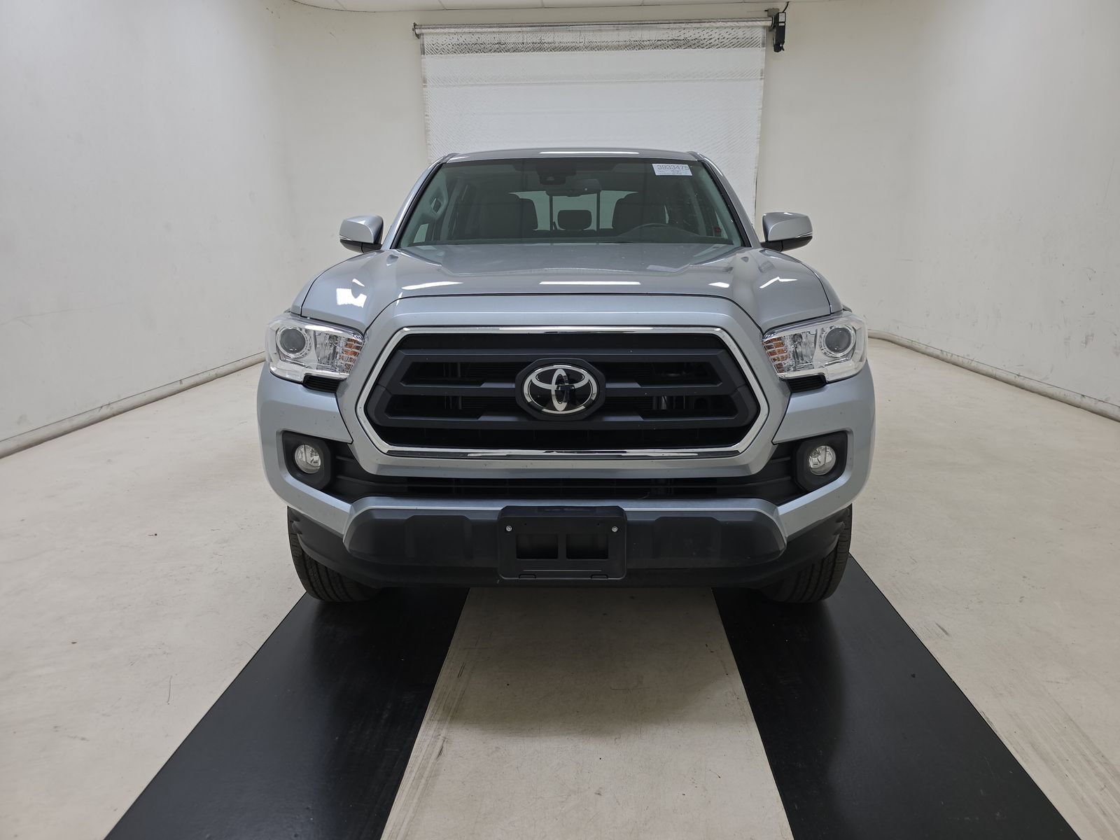 2023 Toyota Tacoma SR5 AWD