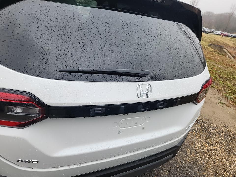 2023 Honda Pilot Elite AWD