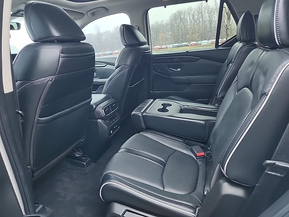2023 Honda Pilot Elite AWD