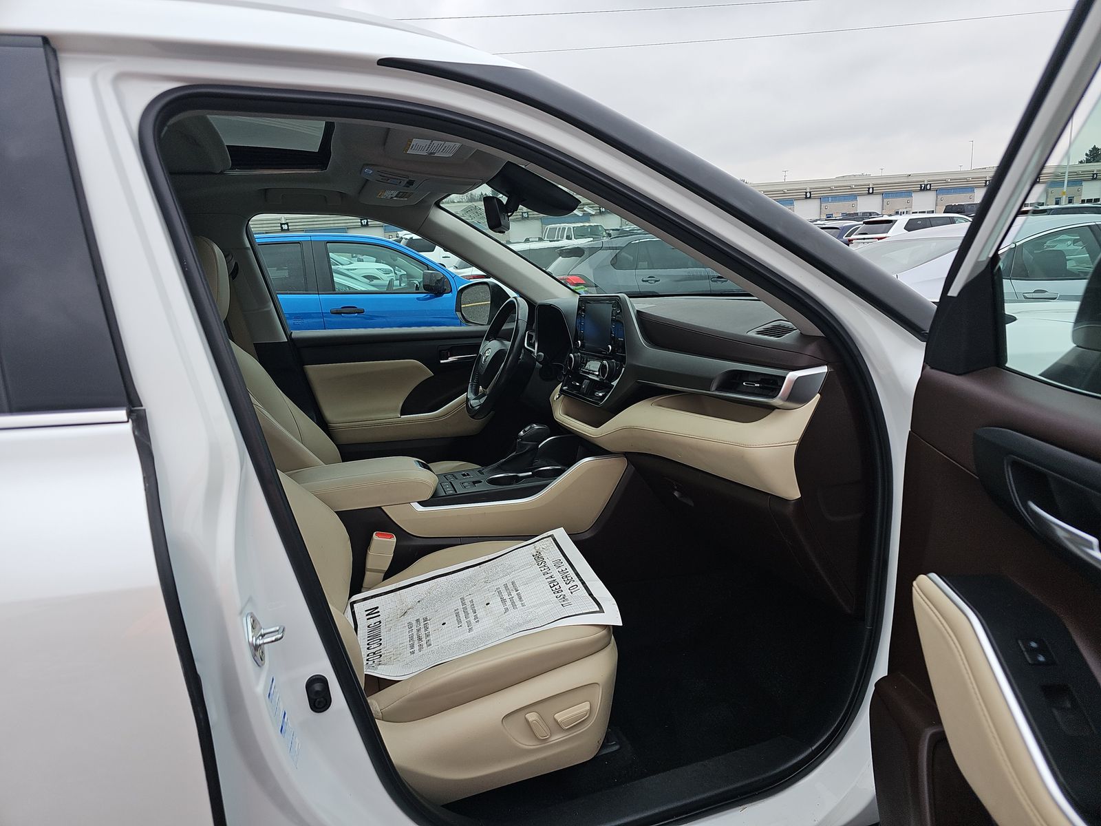 2022 Toyota Highlander XLE AWD