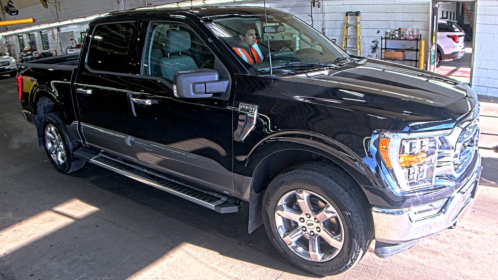 2022 Ford F-150 XLT AWD