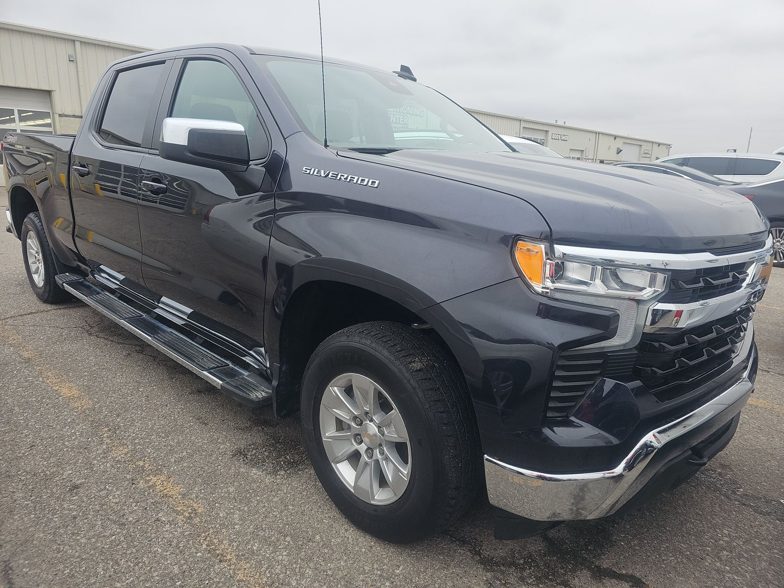 2024 Chevrolet Silverado 1500 LT AWD