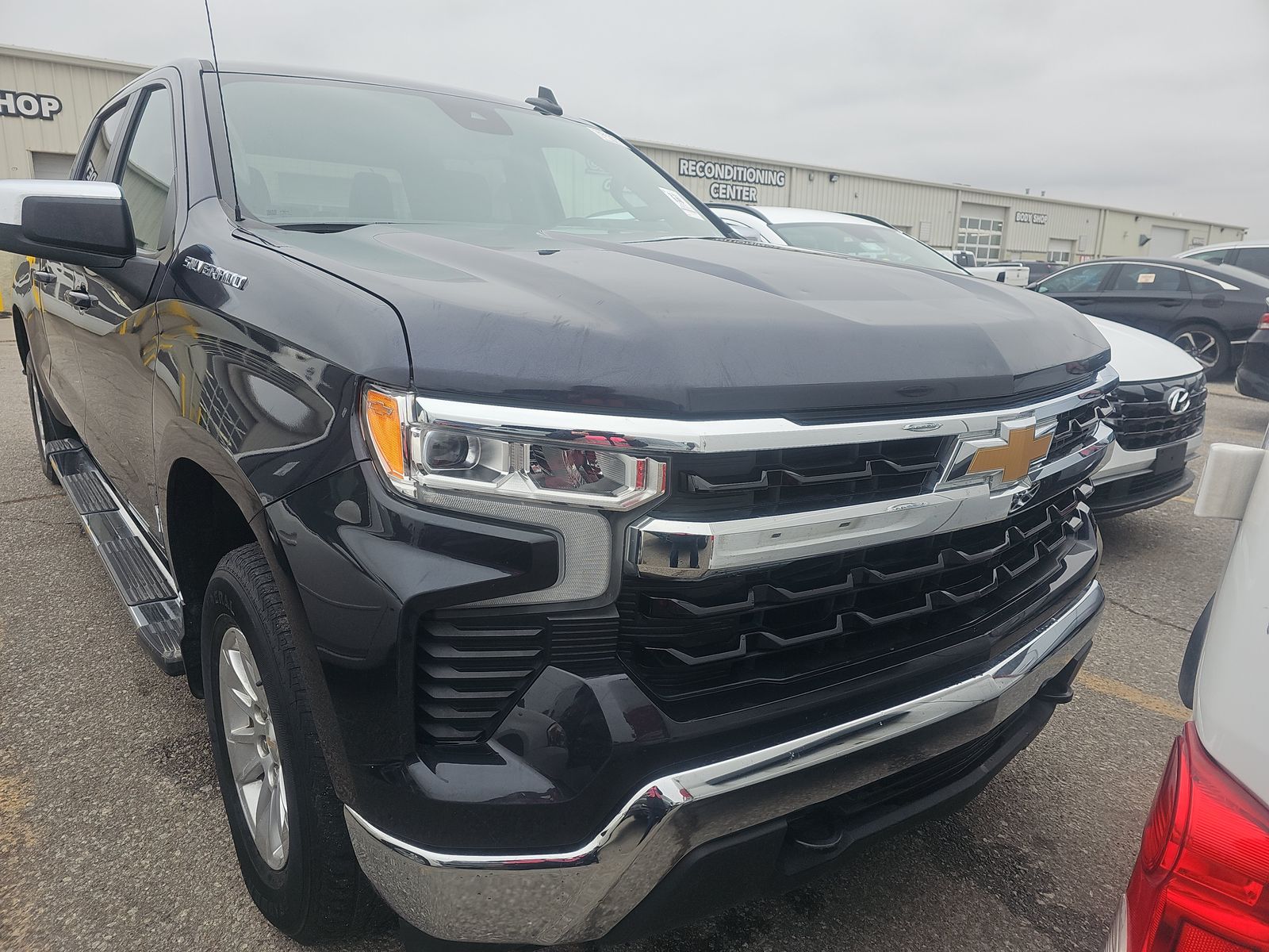 2024 Chevrolet Silverado 1500 LT AWD