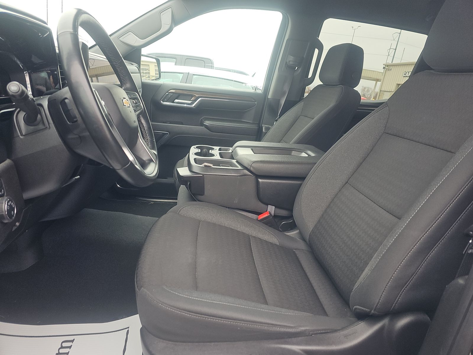 2024 Chevrolet Silverado 1500 LT AWD