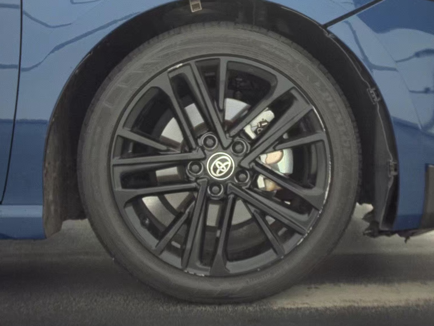 2025 Toyota Camry SE FWD