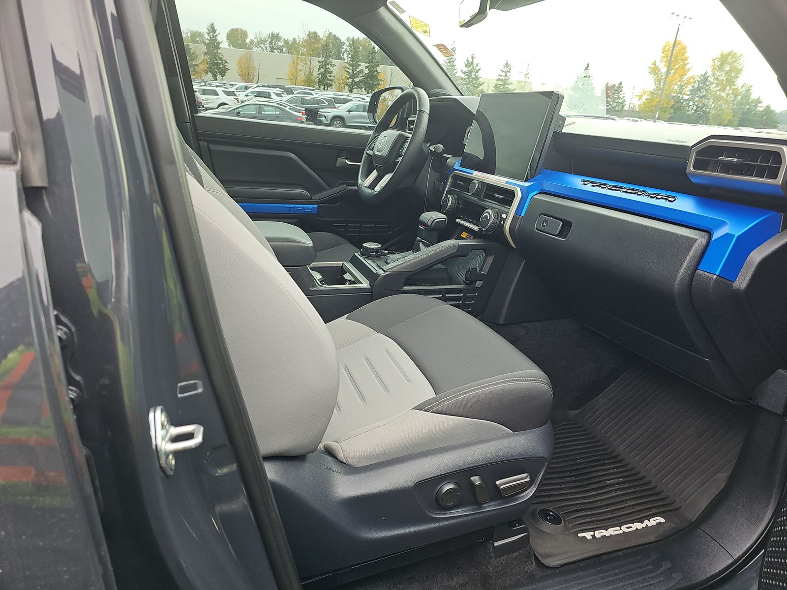 2025 Toyota Tacoma Hybrid TRD Off-Road AWD