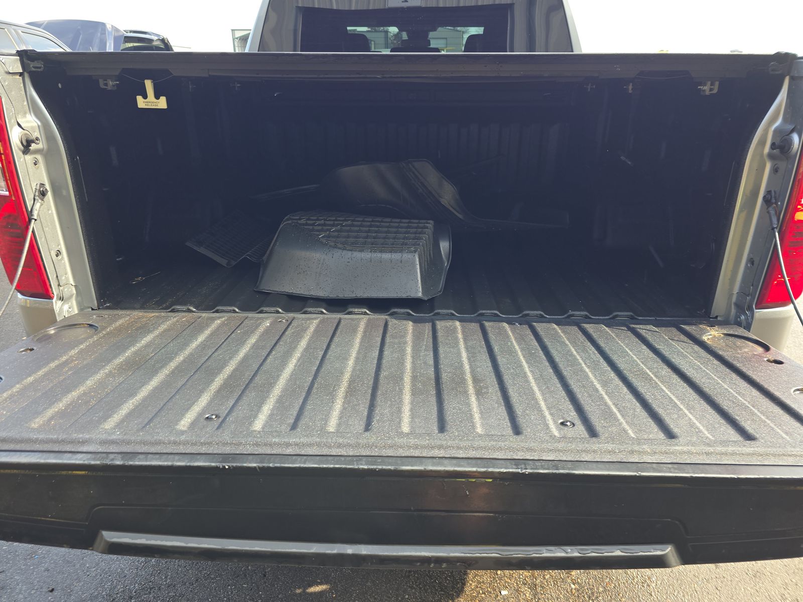 2023 Chevrolet Silverado 1500 Custom AWD