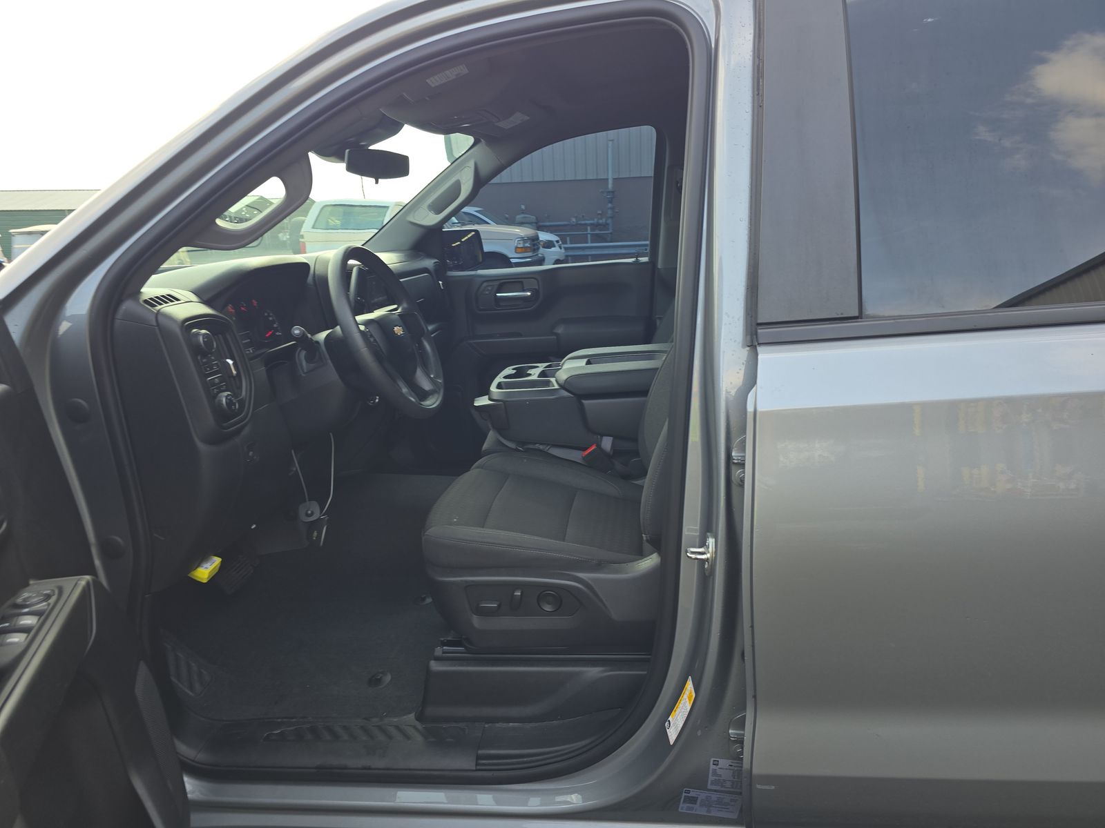 2023 Chevrolet Silverado 1500 Custom AWD