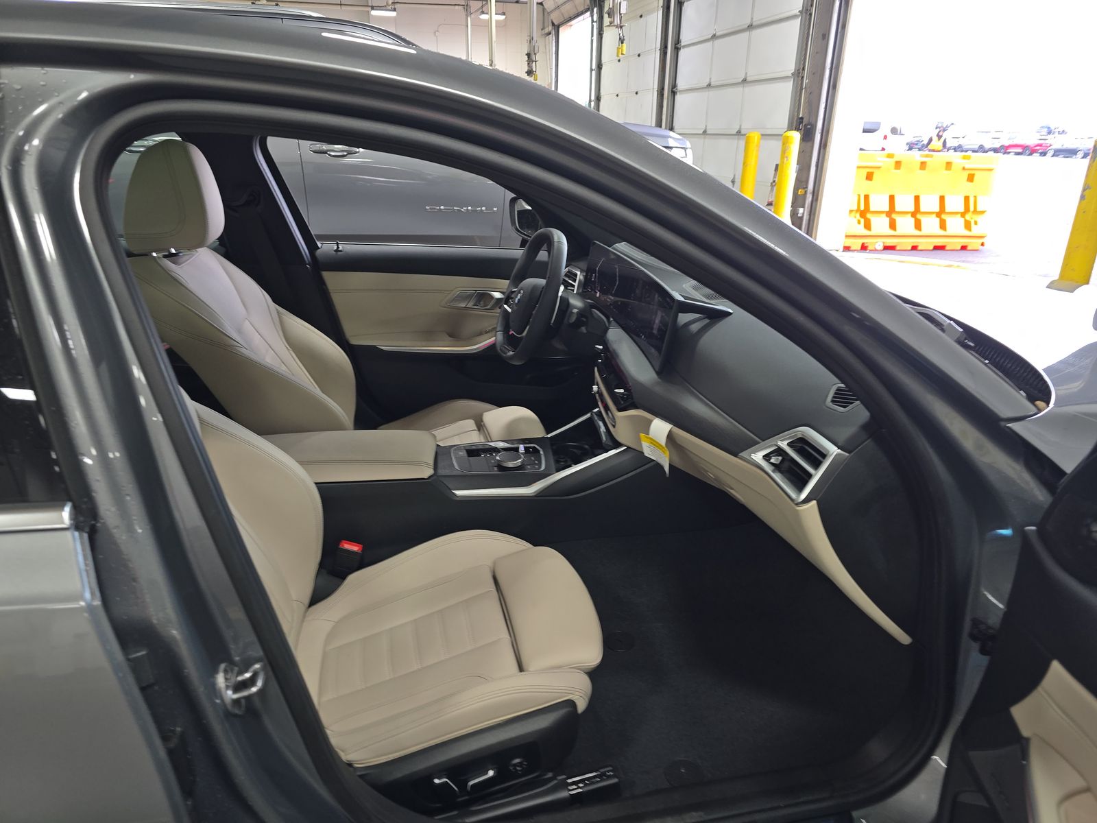 2025 BMW 3 Series 330i xDrive AWD