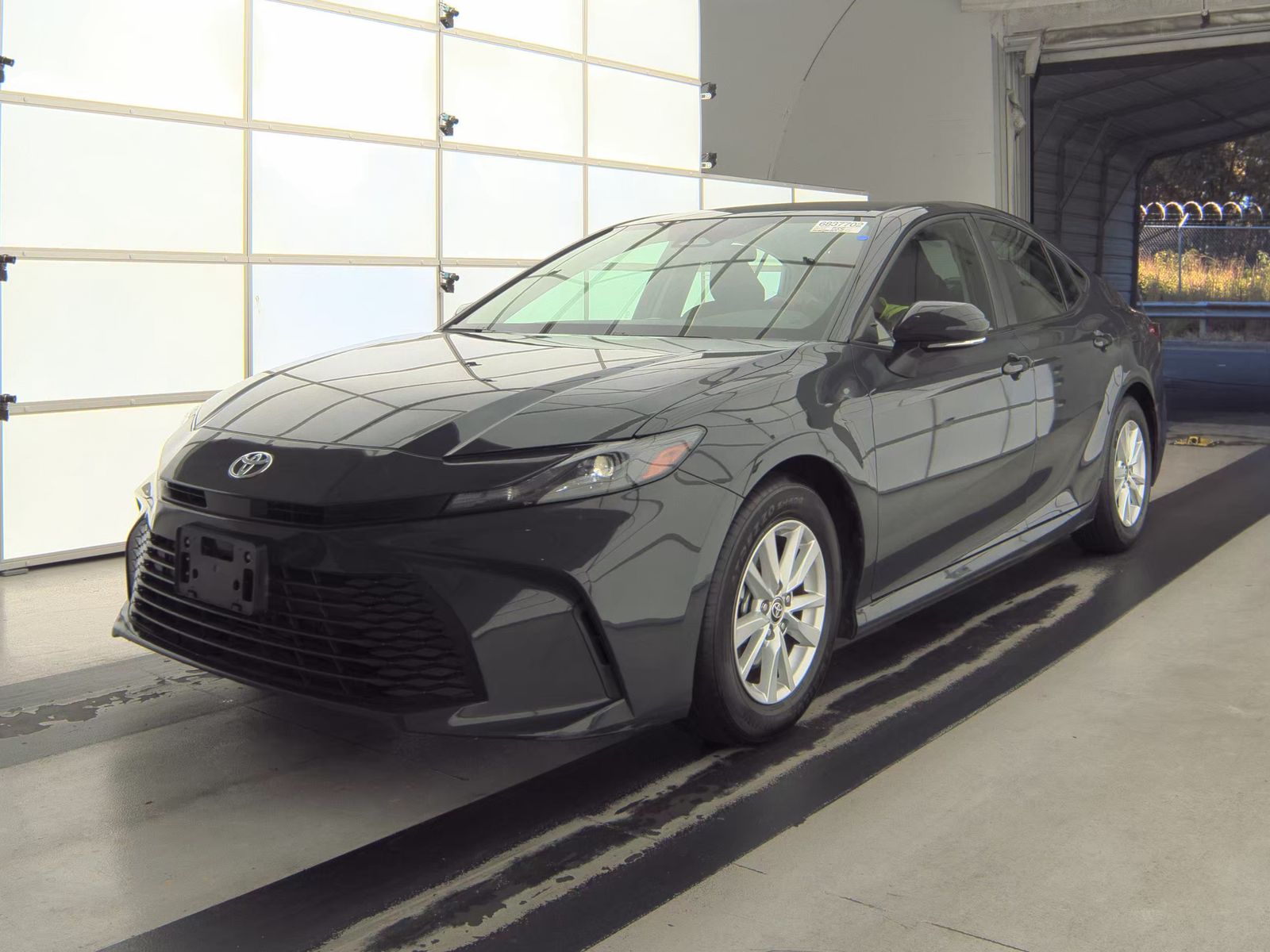 2025 Toyota Camry LE FWD