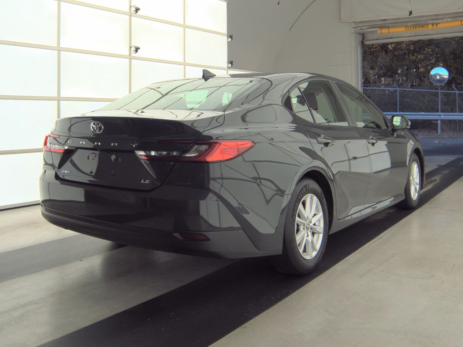 2025 Toyota Camry LE FWD