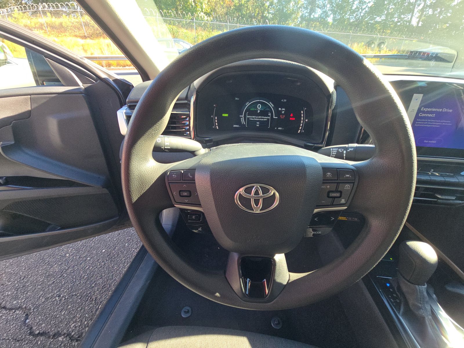 2025 Toyota Camry LE FWD