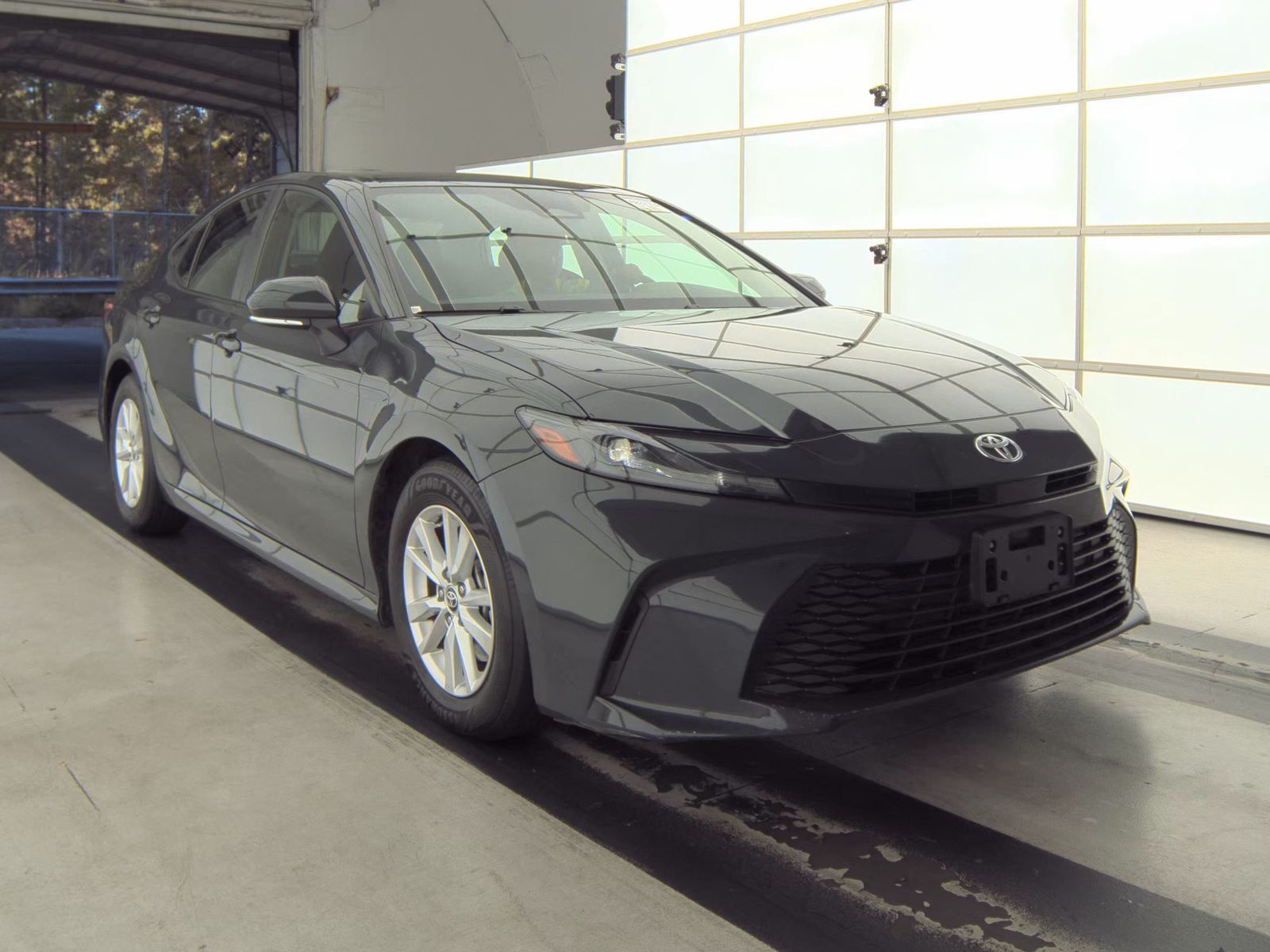 2025 Toyota Camry LE FWD