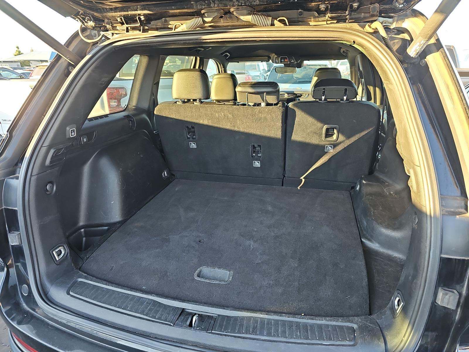 2023 Jeep Grand Cherokee Altitude AWD