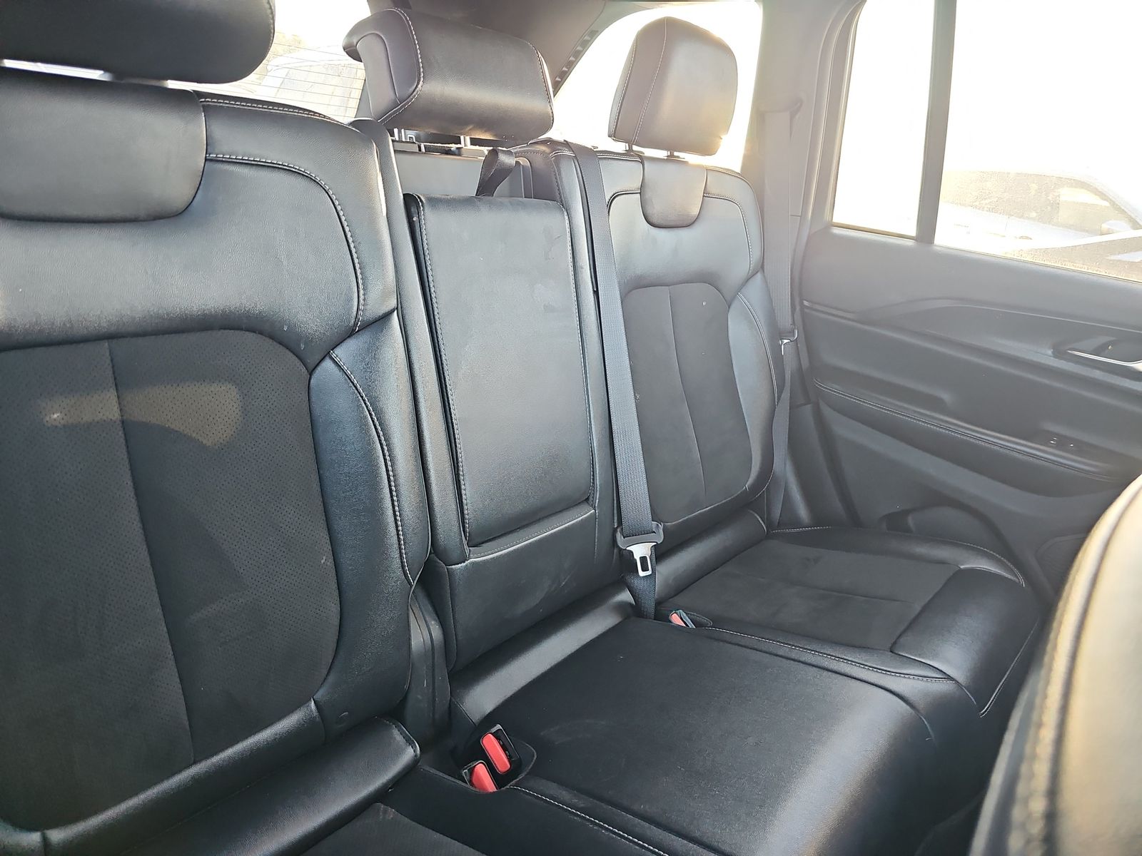 2023 Jeep Grand Cherokee Altitude AWD