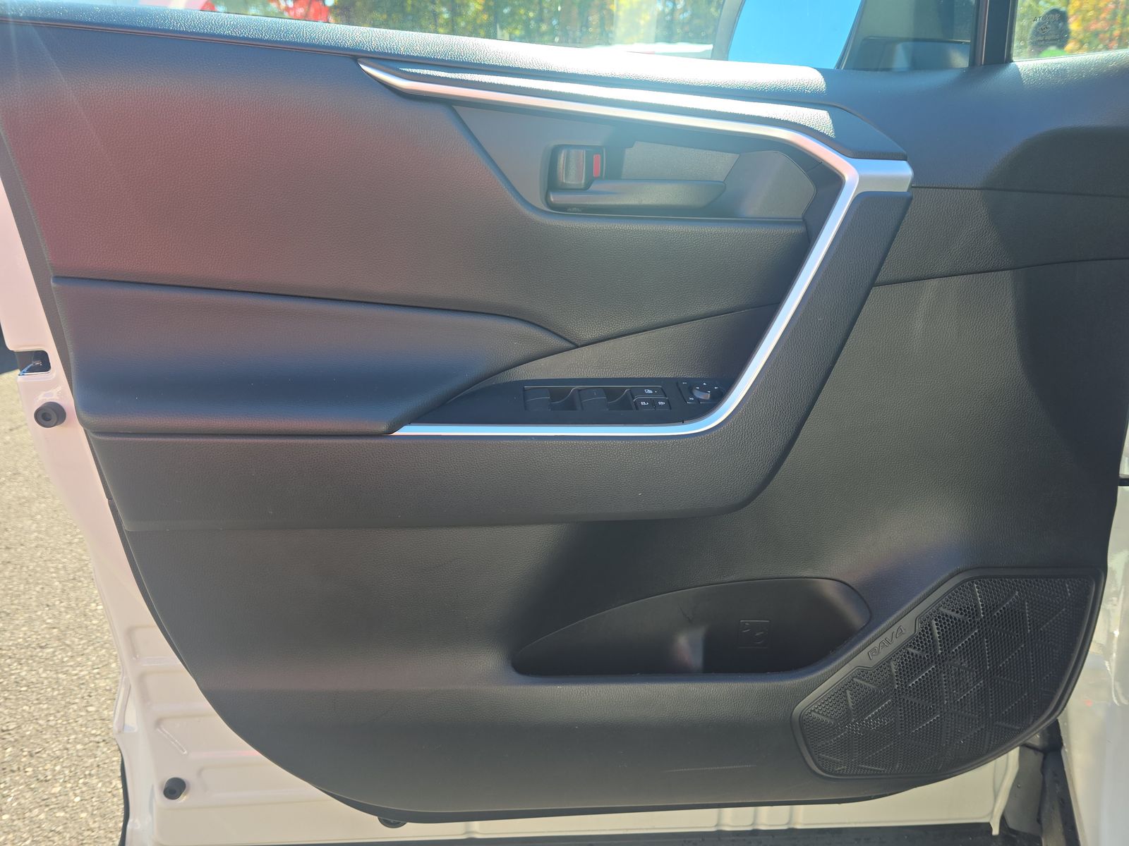 2025 Toyota RAV4 Hybrid LE AWD