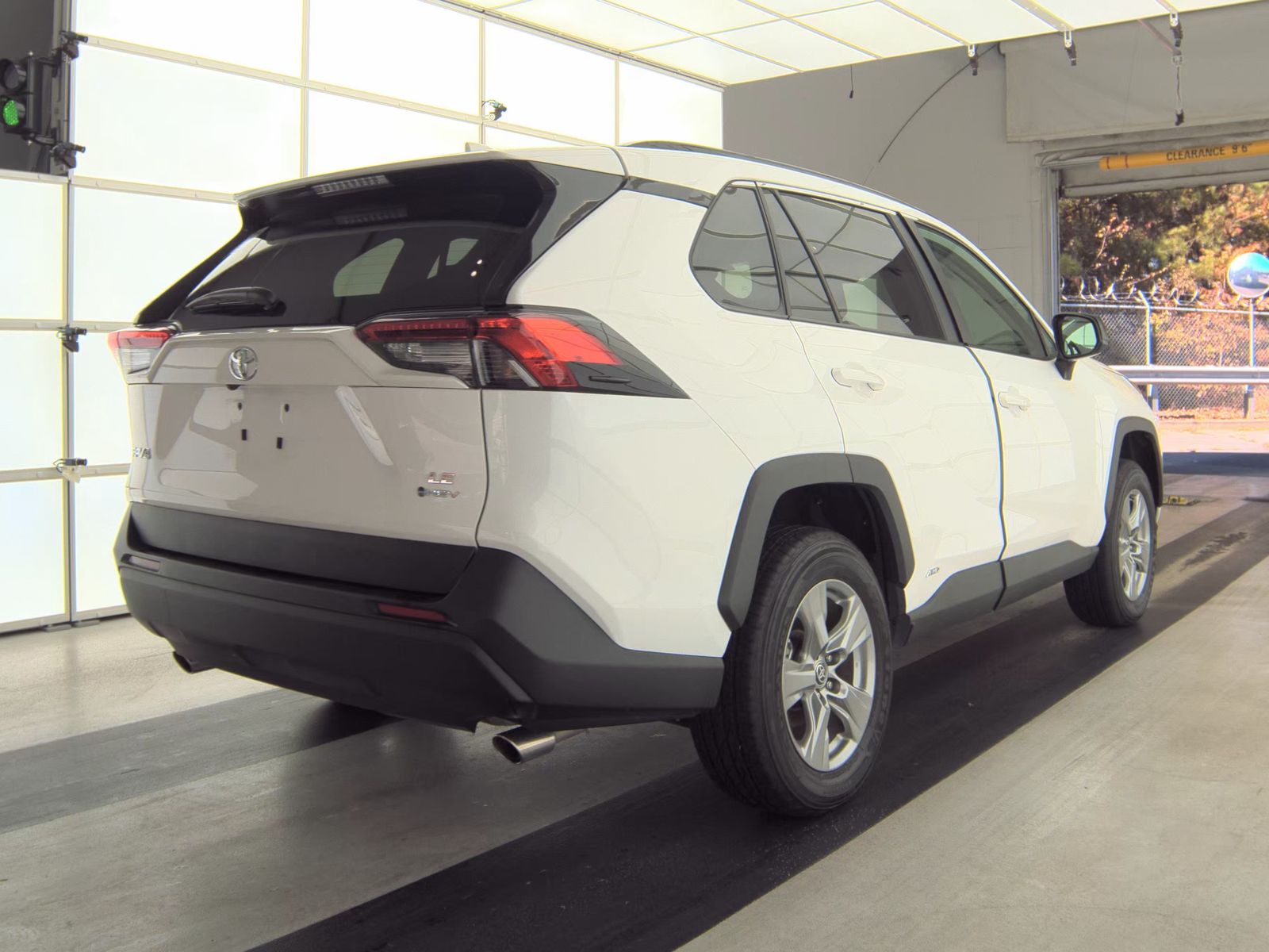 2025 Toyota RAV4 Hybrid LE AWD