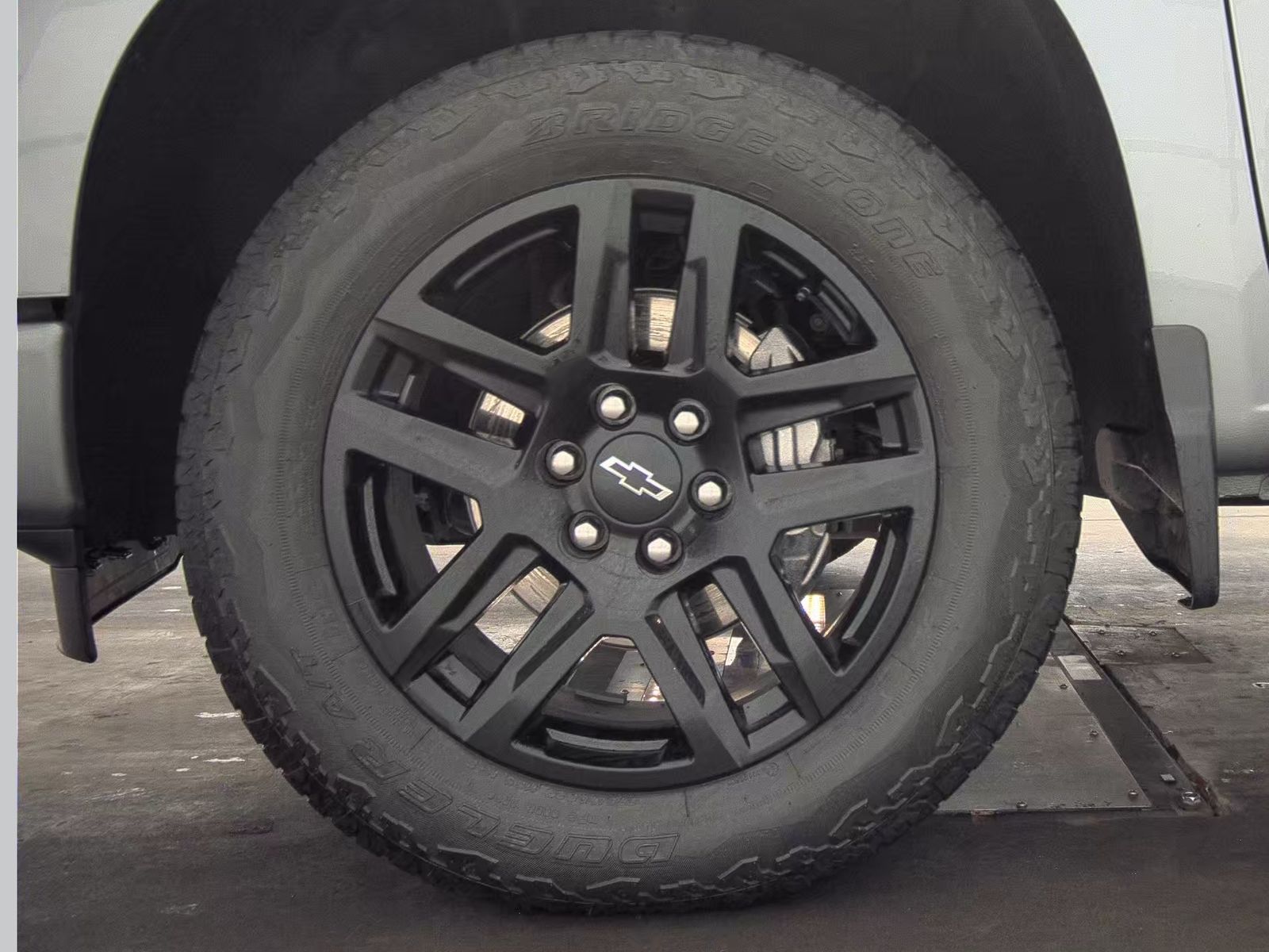 2023 Chevrolet Silverado 1500 Custom AWD