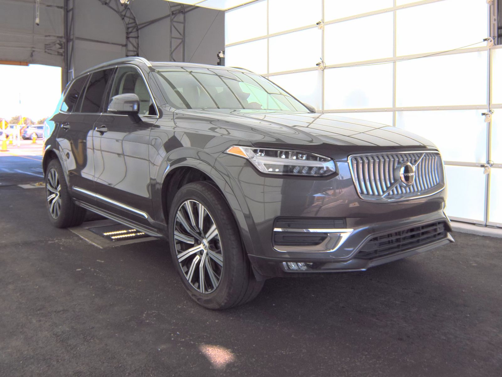 2024 Volvo XC90 B5 Core AWD